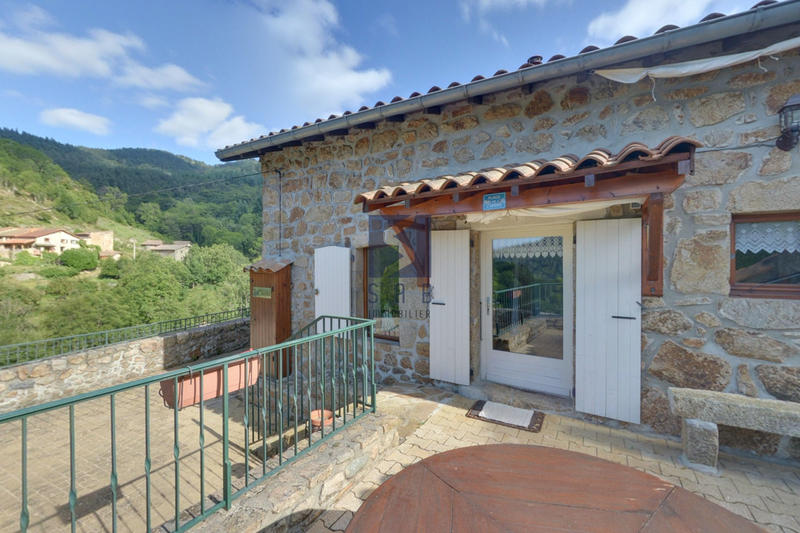 Maison - 113 m² - 5 pièces