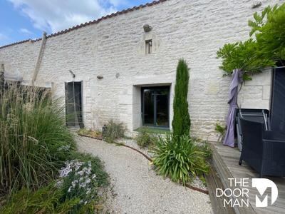 Immeuble - 141 m² - 6 pièces