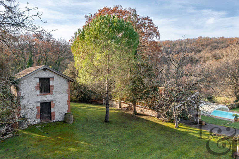 Maison - 196 m² - 6 pièces