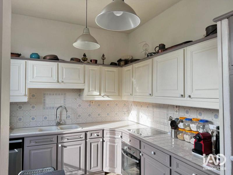 Maison - 176 m² - 10 pièces