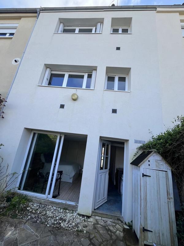 Maison - 89 m² - 5 pièces