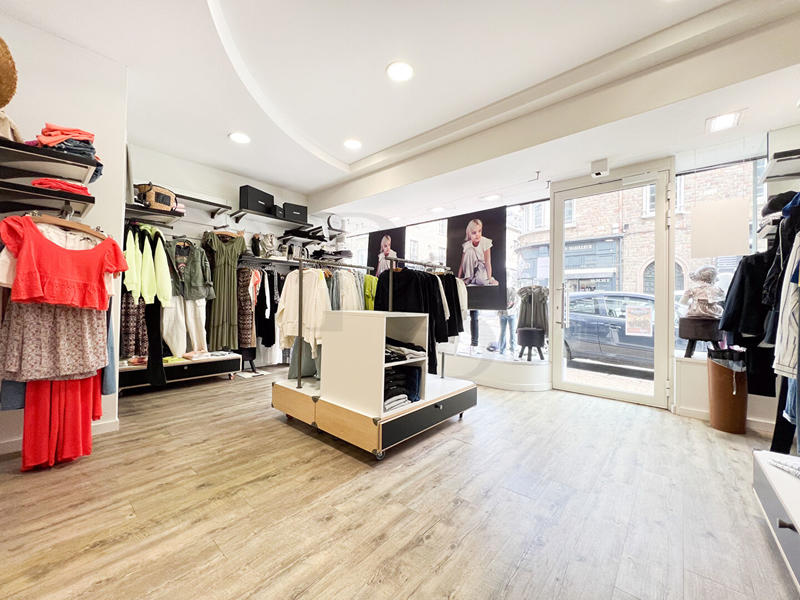 Local commercial - 58 m²