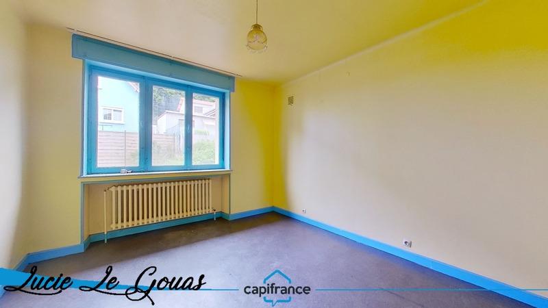 Maison - 218 m² - 11 pièces