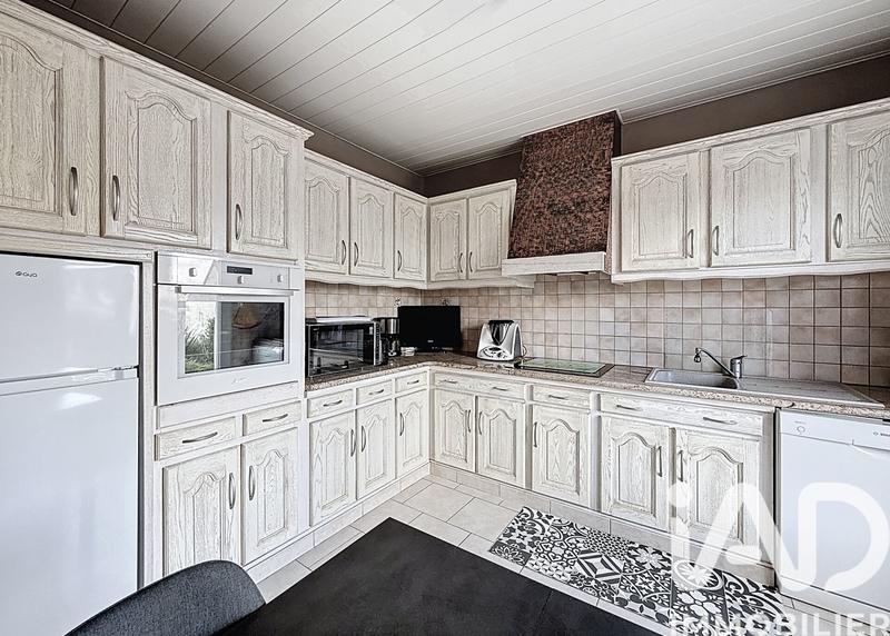 Maison - 92 m² - 5 pièces