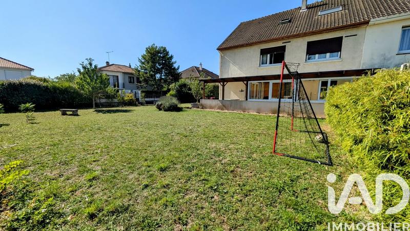 Maison - 199 m² - 7 pièces