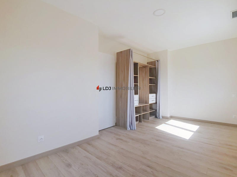 Maison - 101 m² - 5 pièces