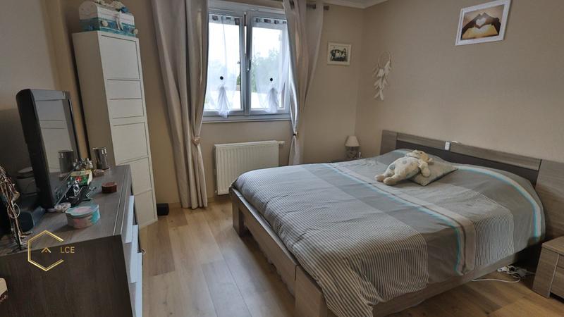 Maison - 127 m² - 7 pièces