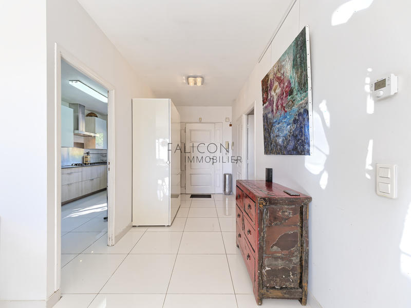 Villa - 165 m² - 6 pièces