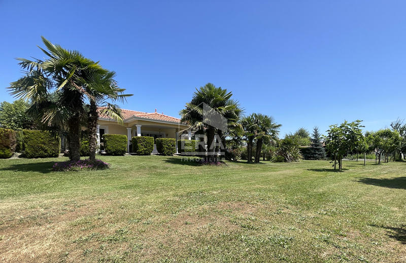 Maison - 102 m² - 4 pièces