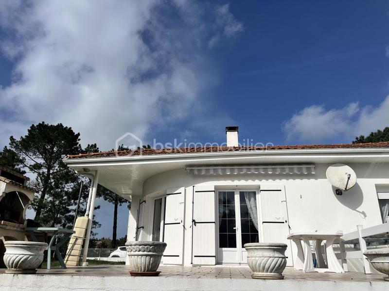 Maison traditionnelle - 150 m² - 5 pièces