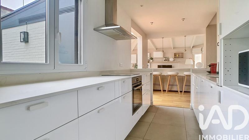 Maison - 143 m² - 6 pièces