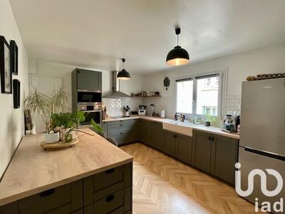 Maison - 93 m² - 4 pièces