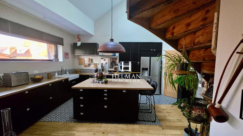 Maison - 178 m² - 5 pièces