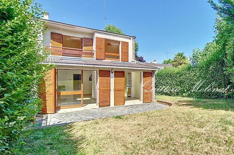 Maison - 93 m² - 4 pièces