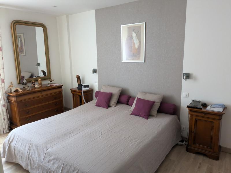 Maison - 195 m² - 9 pièces