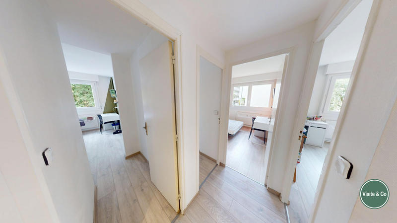 Appartement - 103 m² - 6 pièces