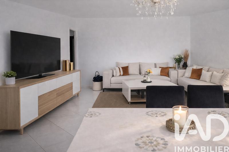 Appartement - 79 m² - 4 pièces