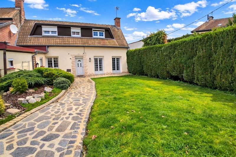 Maison - 75 m² - 4 pièces