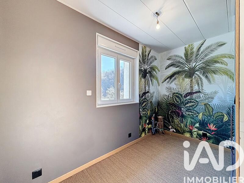 Maison - 153 m² - 7 pièces