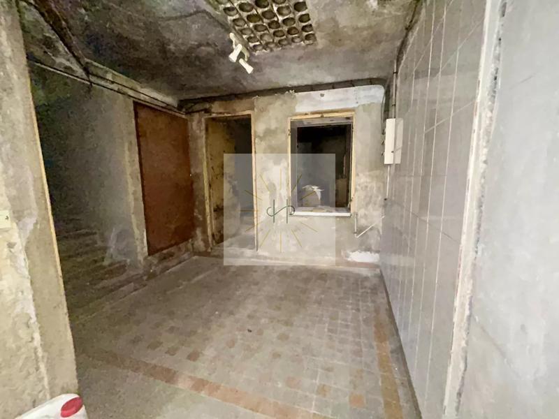 Appartement - 180 m² - 5 pièces