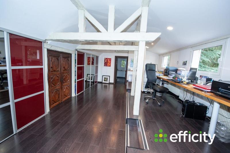 Maison - 444 m² - 10 pièces