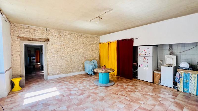 Corps de ferme - 340 m² - 7 pièces