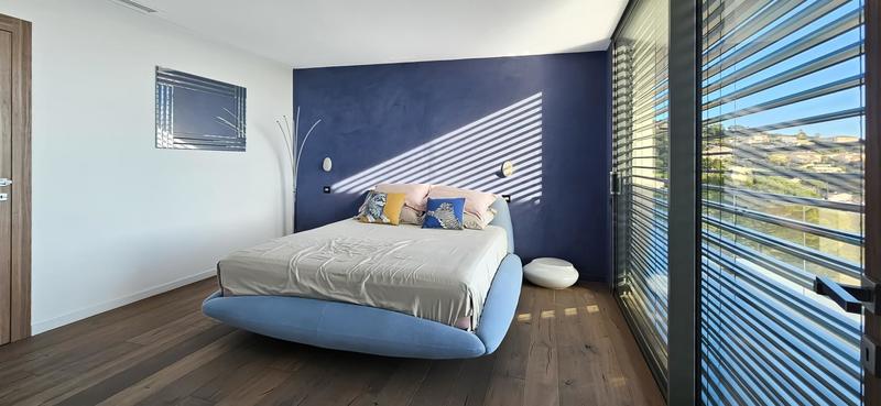 Maison - 320 m² - 14 pièces