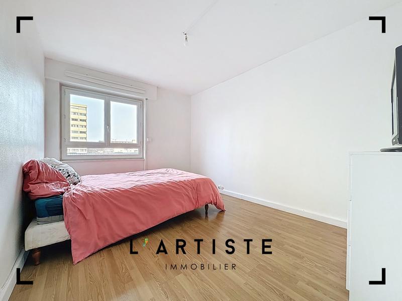 Appartement - 102 m² - 5 pièces