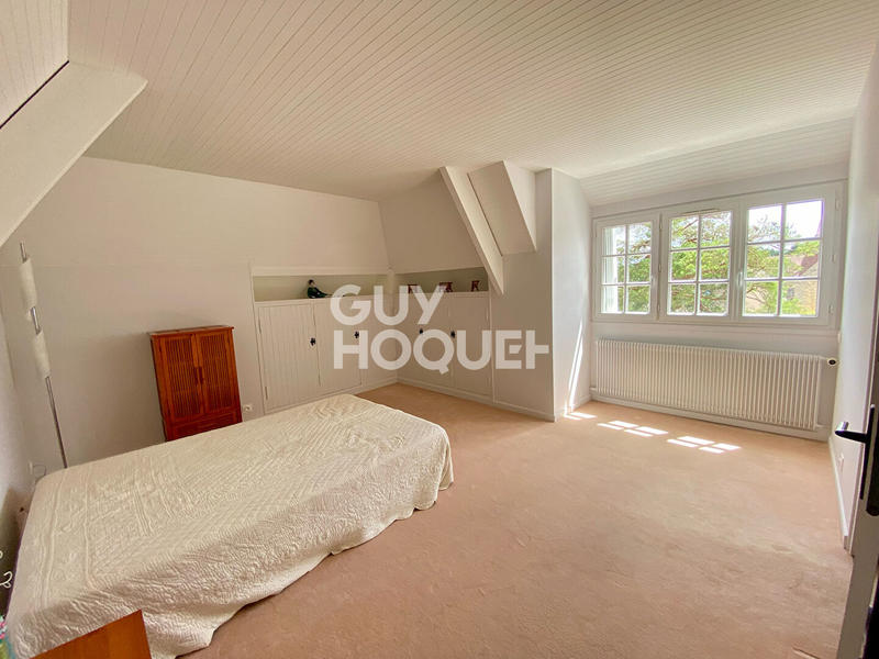 Maison - 171 m² - 8 pièces