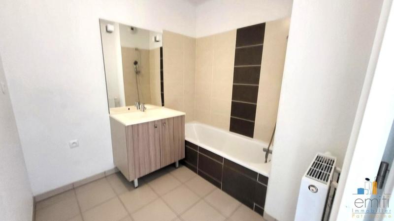 Appartement - 58 m² - 3 pièces