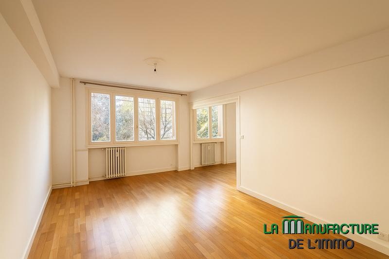 Appartement - 70 m² - 4 pièces
