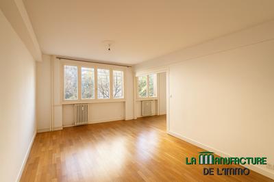 Appartement - 70 m² - 4 pièces