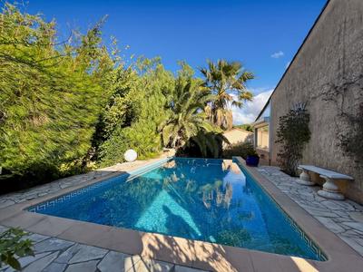 Maison - 107 m² - 5 pièces