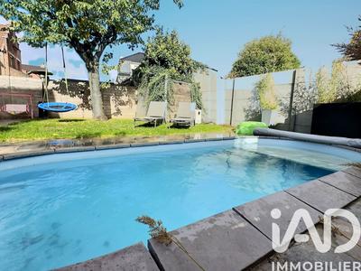 Maison - 140 m² - 6 pièces