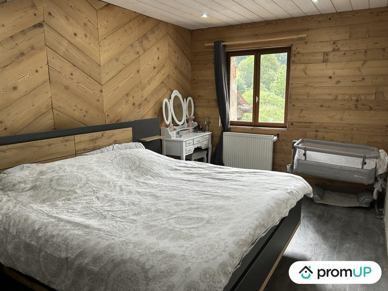 Appartement - 125 m² - 3 pièces