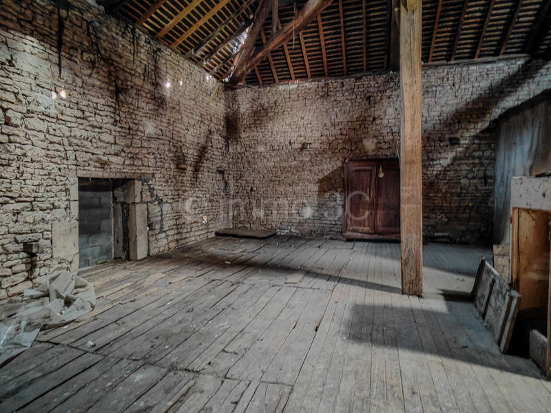 Maison de village - 194 m² - 10 pièces