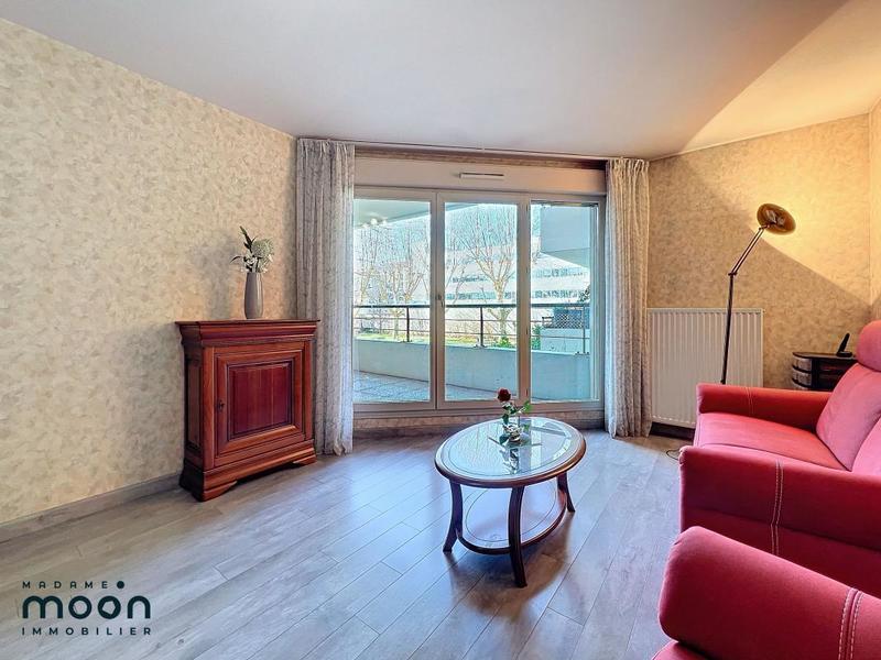 Appartement - 84 m² - 4 pièces