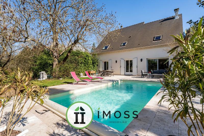 Maison contemporaine - 197 m² - 5 pièces