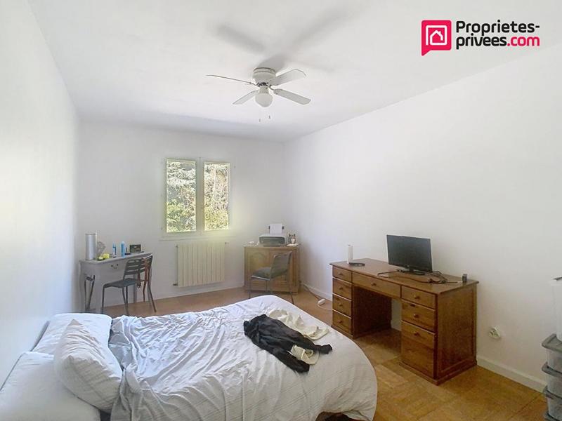 Maison - 410 m² - 15 pièces