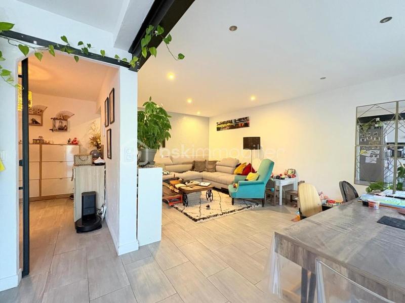 Appartement - 85 m² - 3 pièces