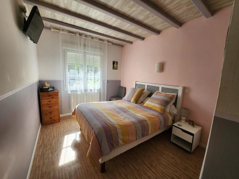 Maison - 270 m² - 16 pièces