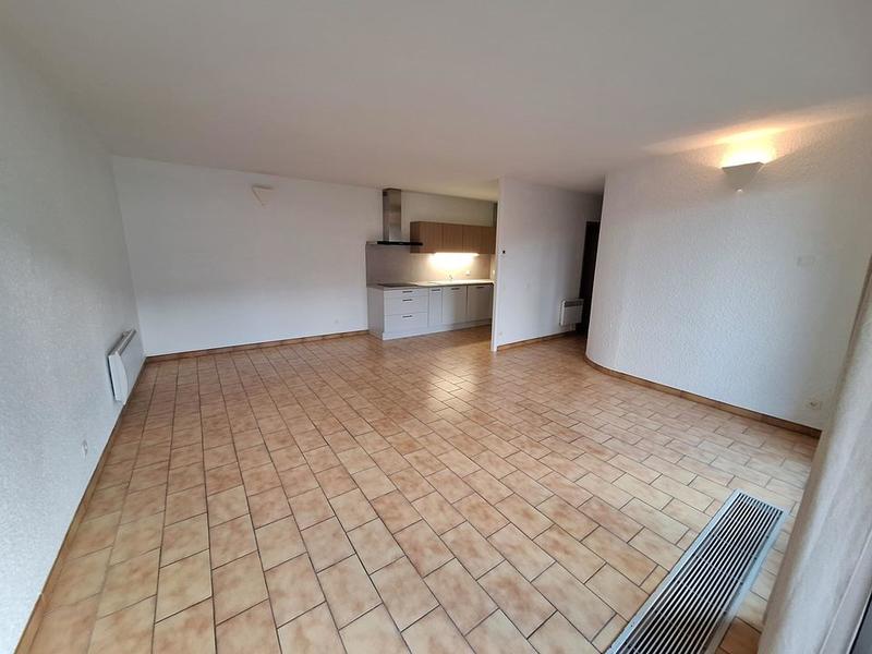 Appartement - 77 m² - 3 pièces