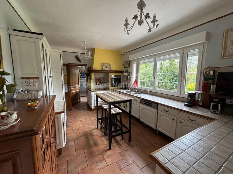 Maison - 172 m² - 7 pièces