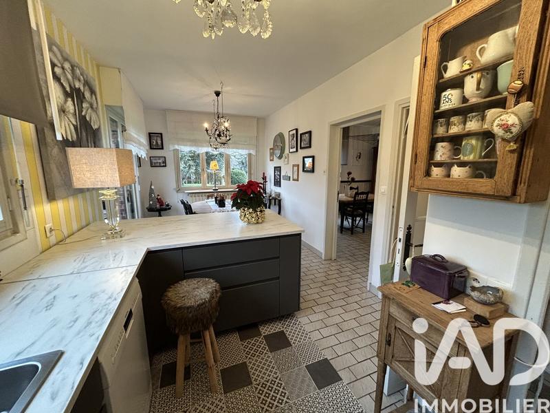 Maison - 166 m² - 6 pièces