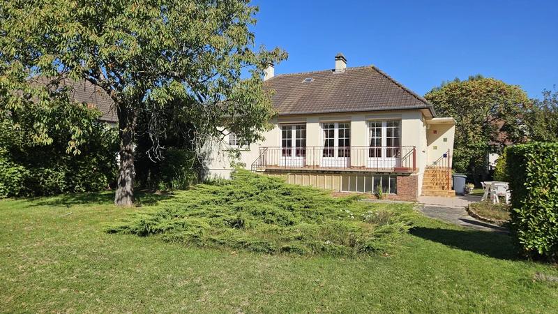 Maison - 94 m² - 5 pièces