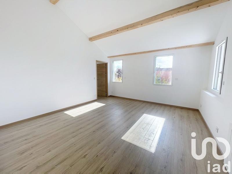 Maison - 230 m² - 8 pièces