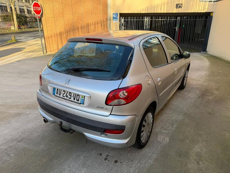 Peugeot 206+ 1.4 pack Clim faible Kms ✅✅✅