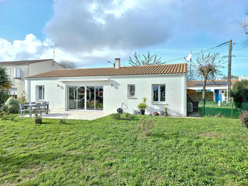 Maison - 90 m² - 4 pièces