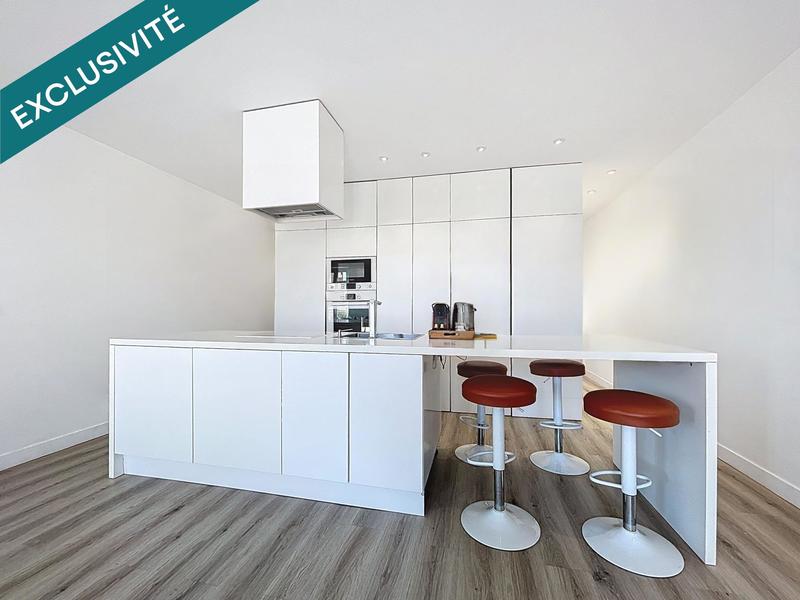 Appartement - 90 m² - 3 pièces