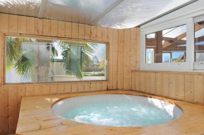 Maison - 606 m² - 29 pièces